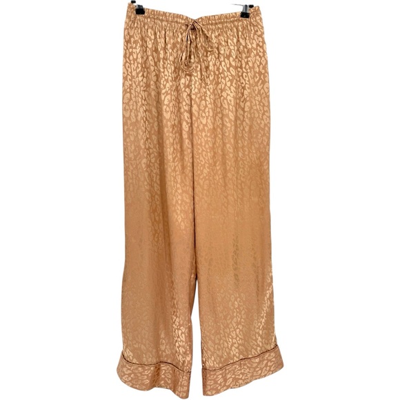 SMYMShow Me Your Mumu Classic PJ Set in Gold Cheetah Silky Size S - Picture 8 of 16